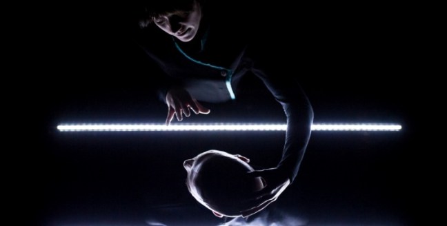 Theatre-Ad-Infinitum-Light-c-Alex-Brenner-please-credit-_DSC4592-dimmer-dresses