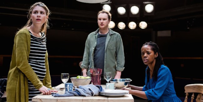 Cast : Lorna Brown (Alice) Paul Rattray (Teddy) Yolanda Kettle (Clarissa) Paul Hickey (Simon)